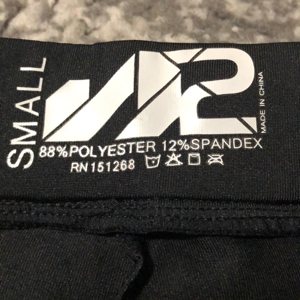Workout pants - Picture 2 of 3
